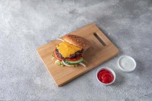 1/4 Pound Angus Burger with Cheese